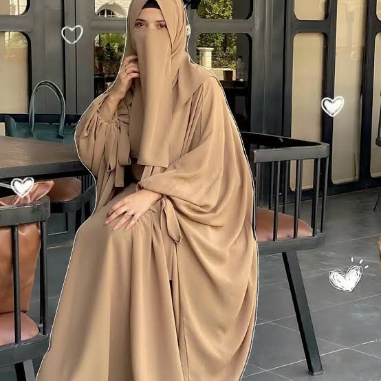 4-Piece Butterfly Abaya Set. photo 4